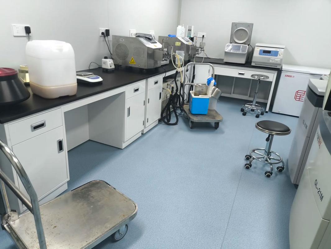 全鋼實驗臺選購指南 材質、廠家與專業檢測服務全解析